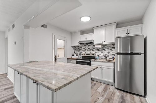 1382 Branch Dr, Tucker, GA, 30084-1277 | Card Image