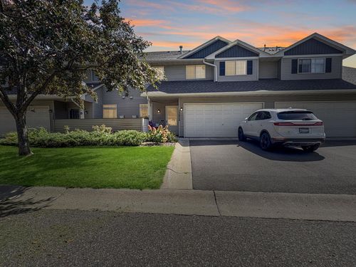 13852 Hyacinth Dr, Rogers, MN, 55374-8868 | Card Image