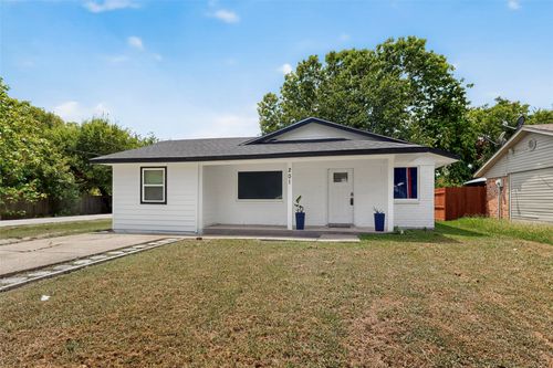 201 N 2nd St, Crandall, TX, 75114-2937 | Card Image