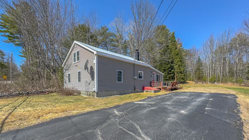 513 S High Street, Bridgton, ME, 04009 | Card Image