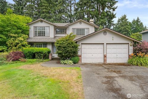 9615 174th St E, Puyallup, WA, 98375-2223 | Card Image