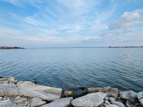 35-5612 Marina Dr, Garland, TX, 75043-4219 | Card Image