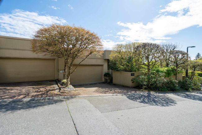 3112 Deer Ridge Dr, Townhouse with 4 bedrooms, 4 bathrooms and 2 parking in West Vancouver BC | Image 5