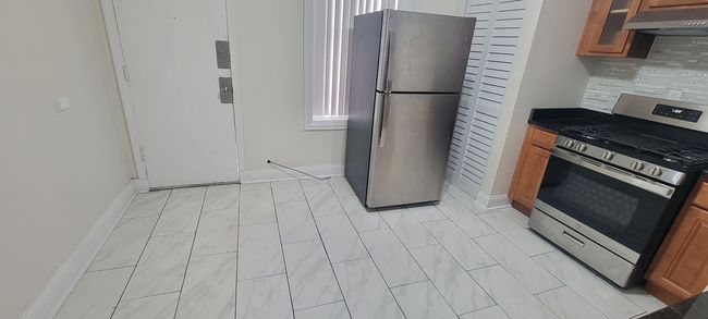 APT-301 - 930 W Belmont Ave, Condo with 2 bedrooms, 1 bathrooms and null parking in Chicago IL | Image 8