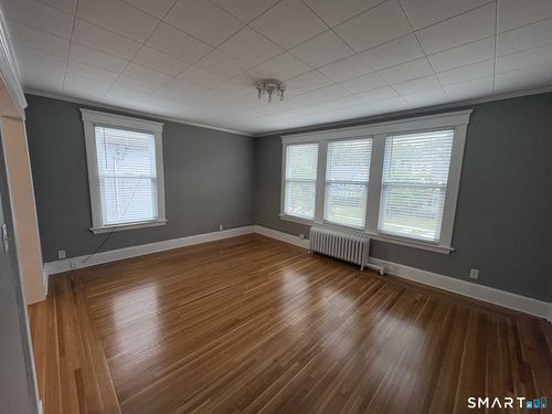 2nd-fl-829 Edgewood Ave, New Haven, CT, 06515-2264 | Card Image