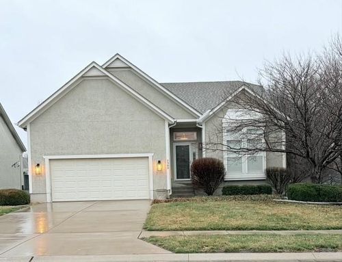 7302 W 157th Ter, Overland Park, KS, 66223-3293 | Card Image