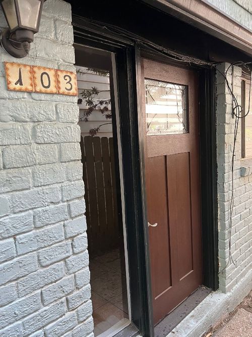 apt-103-2413 Leon St, Austin, TX, 78705-4626 | Card Image