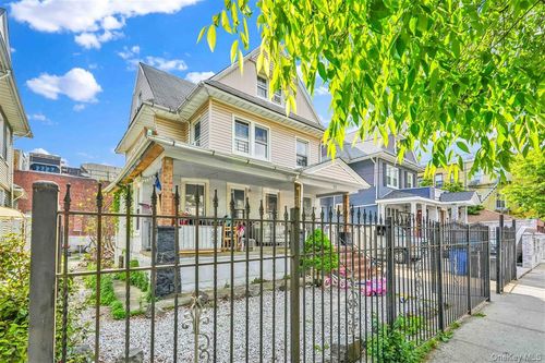86-16 120th Street, New York, NY, 11418 | Card Image