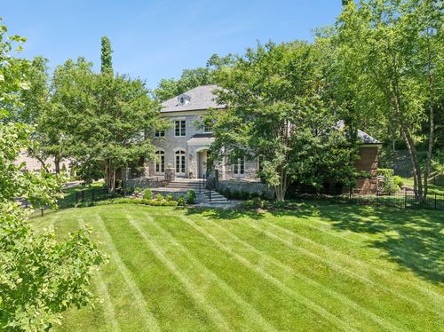 1810 Tyne Blvd, Nashville, TN, 37215-4702 | Card Image