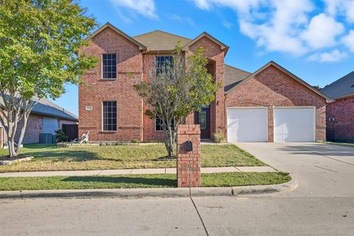 2011 Fair Oaks Cir, Corinth, TX, 76210-8861 | Card Image