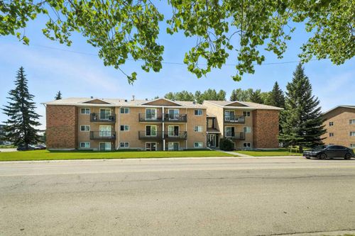 105-27 Bennett Street, Red Deer, AB, T4R1V3 | Card Image