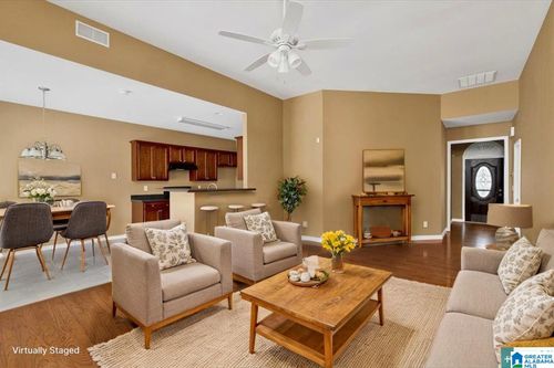 1055 Windsor Pkwy, MOODY, AL, 35004-3032 | Card Image