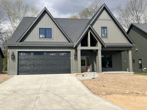 8481 Ravinewood Drive, Georgetown Charter Township, MI, 49428 | Card Image