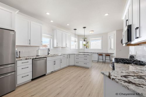 5612 Carmel Dr, Cheyenne, WY, 82009-5689 | Card Image
