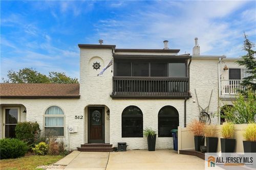 512 Lagoon Blvd, Brigantine, NJ, 08203-1222 | Card Image