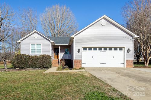 688 Cress School Rd, Salisbury, NC, 28147-9678 | Card Image