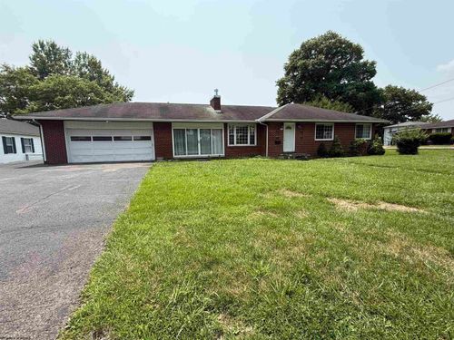 909 Johnson Avenue, Bridgeport, WV, 26330 | Card Image