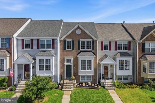 8416 Tackhouse Loop, GAINESVILLE, VA, 20155-2952 | Card Image