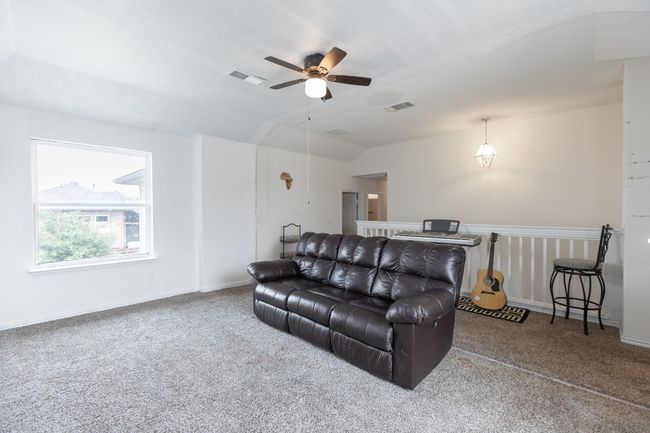 263 Joseph Dr, House other with 3 bedrooms, 3 bathrooms and 6 parking in Buda TX | Image 16