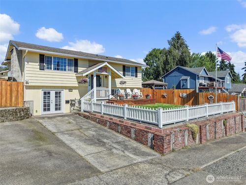 4610 N Defiance St, Tacoma, WA, 98407-2019 | Card Image