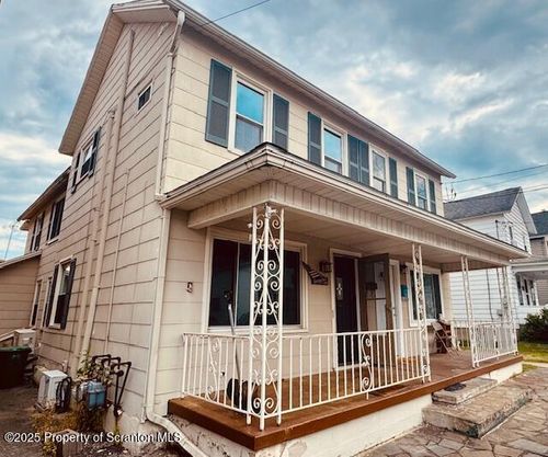 319-319 Dolph St, Jessup, PA, 18434-1007 | Card Image