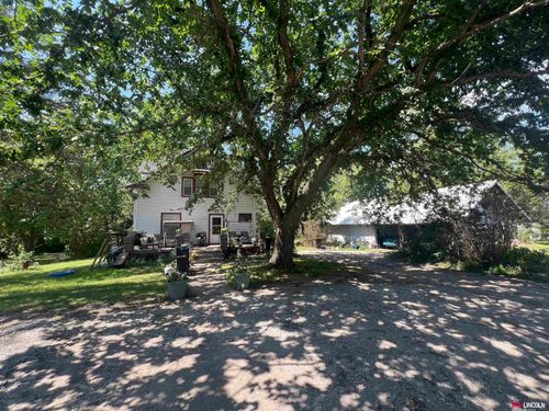 541 Chestnut St, Hickman, NE, 68372-9625 | Card Image