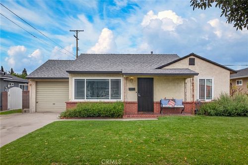 10534 Harvest Ave, Santa Fe Springs, CA, 90670-4133 | Card Image