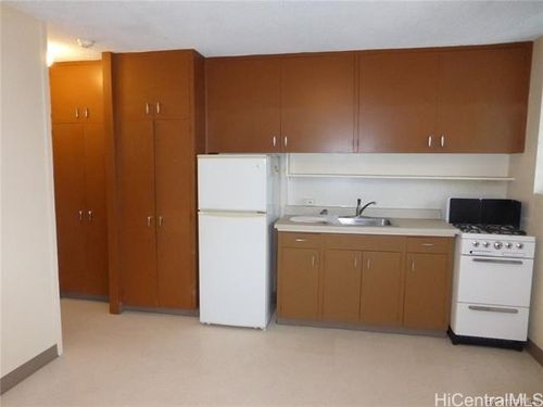 302-1454 Pele St, Honolulu, HI, 96813-2038 | Card Image