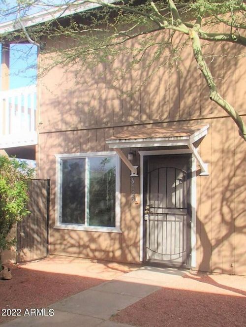 6122 W Morten Ave, Glendale, AZ, 85301-1250 | Card Image