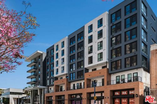 apt-538-250 E Broadway, Long Beach, CA, 90802-6268 | Card Image