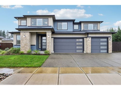 810 Ne 27th St, Battle Ground, WA, 98604-8272 | Card Image