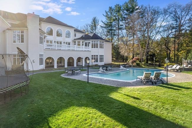 7 Ashley Ct, House other with 5 bedrooms, 9 bathrooms and 10 parking in Lynnfield MA | Image 40