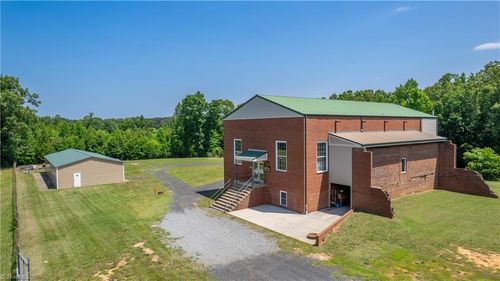 217 E Aiken Rd, Eden, NC, 27288-2203 | Card Image