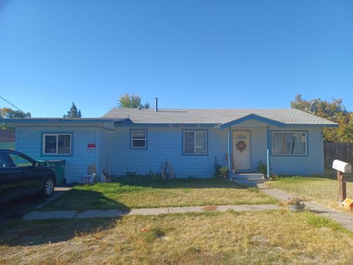 806 N 2nd St, Klamath Falls, OR, 97601-3115 | Card Image