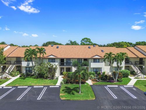 3385 Lucerne Park Dr, Greenacres, FL, 33467-2027 | Card Image