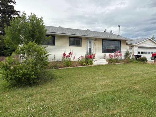 5001 42 Avenue, Valleyview, AB, T0H3N0 | Card Image