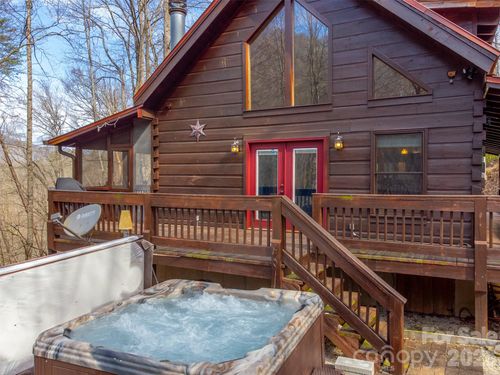 170 Wilkes Rd, Bryson City, NC, 28713-6228 | Card Image