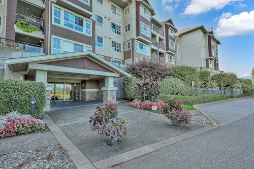 212-19677 Meadow Gardens Way, Pitt Meadows, BC, V3Y0A2 | Card Image