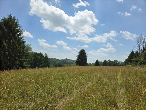 139 Pallack Ln, Harmony, PA, 16037-8101 | Card Image