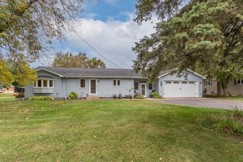 819 East St, Boyceville, WI, 54725-9563 | Card Image