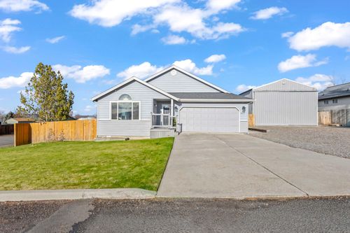 405 E D St, Culver, OR, 97734-9726 | Card Image