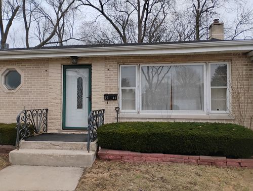 9741 Kildare Ave, Skokie, IL, 60076-1150 | Card Image