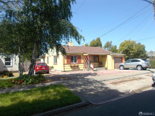 443 Albemarle St, El Cerrito, CA, 94530-3724 | Card Image