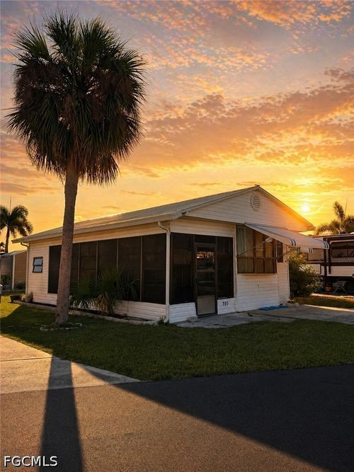 395-19681 Summerlin #395 Road, Fort Myers, FL, 33908 | Card Image