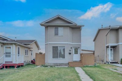 228 Martindale Blvd Ne, House detached with 3 bedrooms, 2 bathrooms and 2 parking in Calgary AB | Image 1