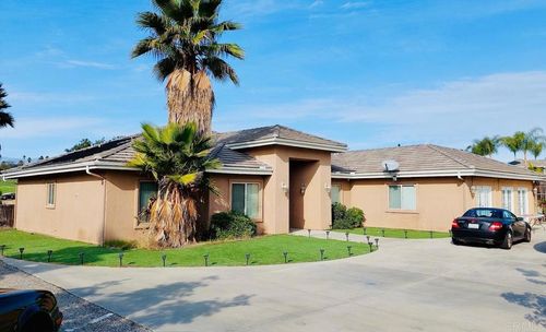 2399 Paige Cir, Fallbrook, CA, 92028-1871 | Card Image