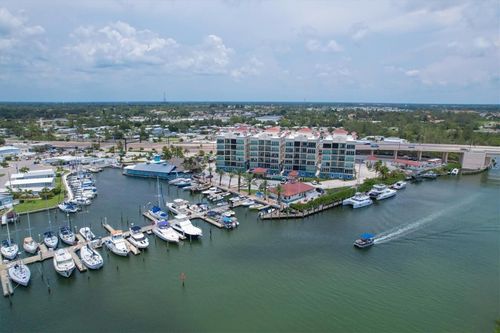 402-501 Tamiami Trl N, VENICE, FL, 34285-6064 | Card Image