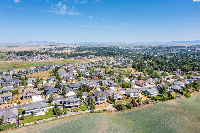 1105 Sw Meyer Dr, Home with 6 bedrooms, 4 bathrooms and null parking in Pullman WA | Image 43