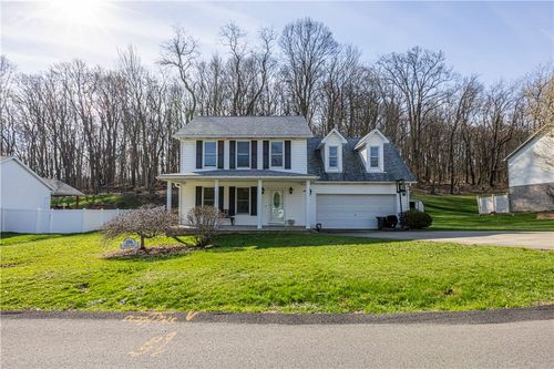 206 Hague Ln, Uniontown, PA, 15401-5002 | Card Image