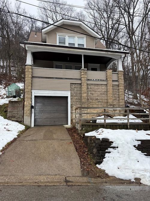 3610 Wood Street, Weirton, WV, 26062 | Card Image
